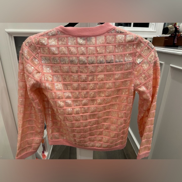 100% Cashmere
Combo: 100% Polyester
COLLECTORS ITEM - SIGNATURE CHANEL 38 - Picture 7 of 12